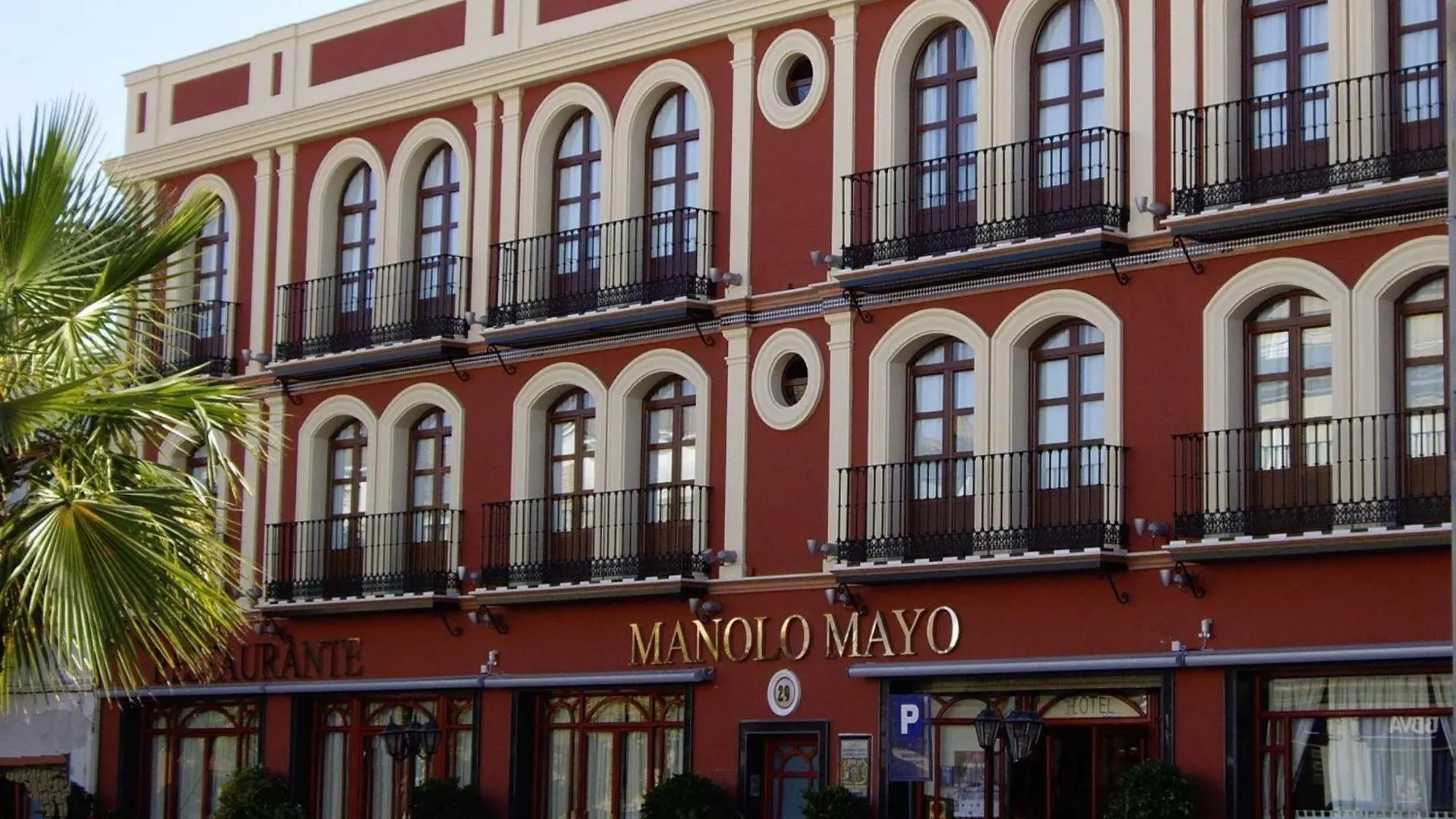 Hotel Manolo Mayo Los Palacios Y Villafranca