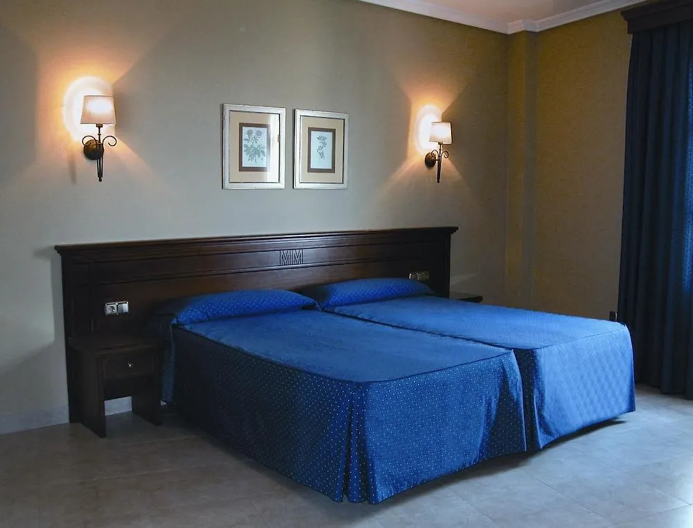 ****  Hotel Manolo Mayo Los Palacios Y Villafranca Spanien